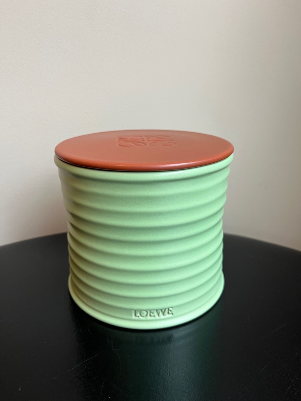 Loewe Cucumber Candle with Terracotta Lid